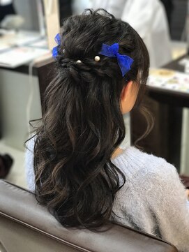 フォルテ 草薙店 ゆるふわガーリーハーフアップ