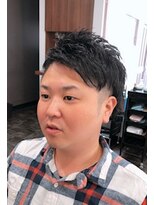 アミューズ(amuse)&nbsp;アシンメトリースキンフェードｂｙカットハウスアン