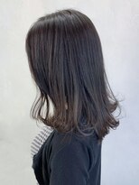 アイティー バイ アルバム 浦和店(IT by ALBUM)&nbsp;グレージュミディ_オリーブカラーハイライトカラー_ba243821