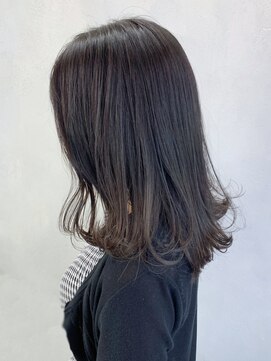 アイティー バイ アルバム 浦和店(IT by ALBUM) グレージュミディ_オリーブカラーハイライトカラー_ba243821