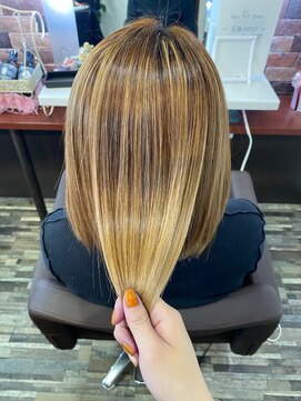 ヘアー リードレス(hair Re:dress) 10代20代ハイトーンハイライトカラー×立体感★カジュアル系ボブ