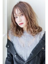 ポイント３Dカラー（ハイライトorローライト）で部分的に立体感を【3Dカラー】