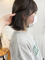 イコ 表参道原宿(ico)&nbsp;オリーブグレージュ 切りっぱなしボブ イルミナカラー