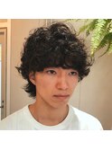 メンズマッシュウルフのくりくりパーマ