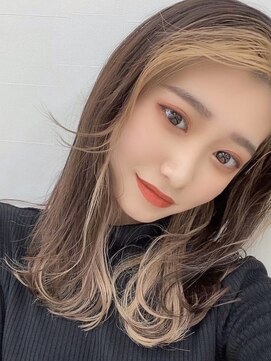 ロンド レア 天神大名店(Lond Le’a) デザインカラー/レイヤーカット/ウェットヘア/オリーブベージュ