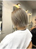 ミルクティーベージュ 切りっぱなしボブ