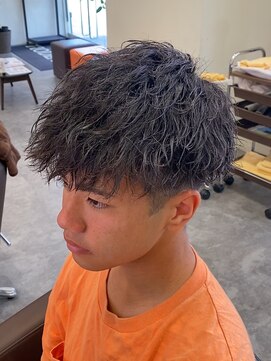 リベル(LIBER) ツイストスパイラル[八王子駅/メンズカット/メンズパーマ］