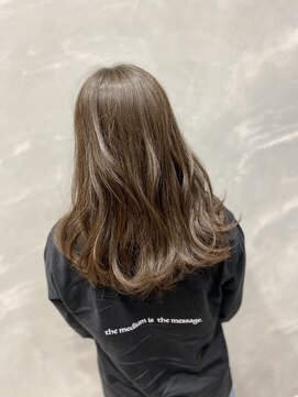 ナンバー 大分中央町店(N°) 【GOTO】@goto_number【ブリーチなし、ミルクティーベージュ】