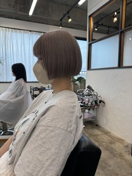 イット(it.) it.Style ボブ ハイトーン ブリーチ ショート