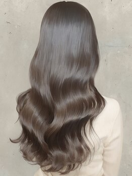 リン(Lin.)の写真/【圧倒的艶髪】カラーダメージに特化した髪質改善☆パサつく髪もうるツヤ美髪に♪[髪質改善/ケアブリーチ]