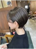 耳掛け丸みショートボブ