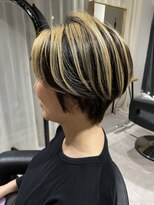 エヌダブリュエイチ(n.w.h)&nbsp;デザインカラー×ショート