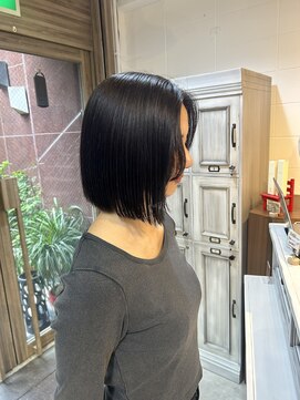 キュリオ(CURIO) 切りっぱなしbob