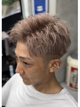 バジー バイ ディーアンドティー(Buzzy by D&T) 7:3アップバング