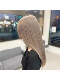 透明感たっぷりミルクティーグレージュ