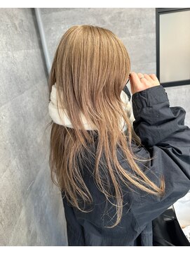 ルイス(L'wis) ブロンドベージュ学割U24ケアブリーチ2回渋谷10代20代ハイトーン