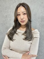 エアー 青山(AIR)&nbsp;透明感カラーアッシュグレージュレイヤーカット髪質改善