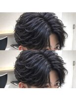 アイトーキョープラスシー 横浜(AI TOKYO+Sea)&nbsp;MEN’S横浜/センターパート/フェザーパーマ/毛流れパーマ/高島町