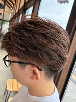 リドル ヘアー 駒生店(Riddle HAIR)&nbsp;メンズセンターパート×ナチュラルパーマ｜毛流れスタイル