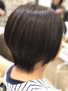 ヴィサージュ ユニール(VISAGE unir) 『VISAGE unir 永野圭一』  ナチュラルショートボブ