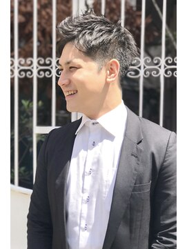 リアン(lien) lien枦山☆シルバーカラー/マッシュウルフ/サイドグラデーション