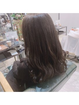 ミューズジャルダン(MUSE jardin) ダークグレージュ×セミロング