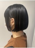 ミニボブ　暗髪