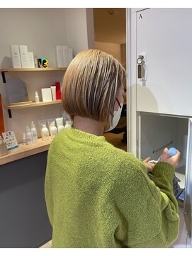 ニール(Neale.) ハイトーンベージュ