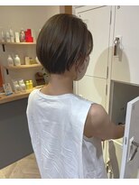 ニール(Neale.)&nbsp;襟足スッキリ