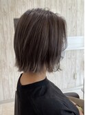 大人可愛い外ハネボブ×グレージュカラー