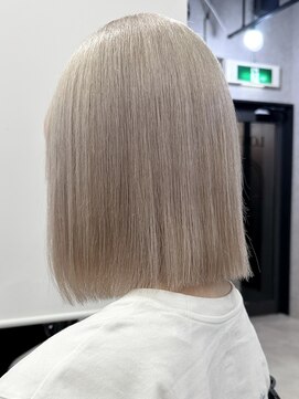 ロウル 渋谷(LOWRL) ホワイトミルクティー/ケアブリーチ