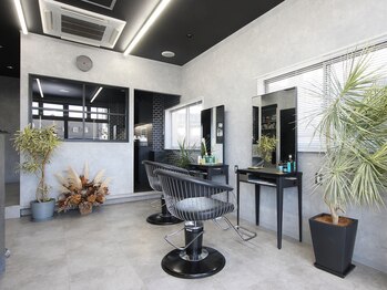 Rr hairandspa【アール　ヘアアンドスパ】