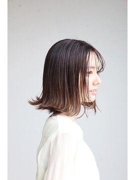 ヘアー 4038(HAIR.4038) 艶感外ハネボブ