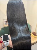 サラツヤ黒髪×究極の美髪ストレート