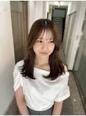 くすみベージュ