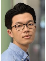 にもう&nbsp;刈り上げ　フェザー　ニュアンス　ナチュラル