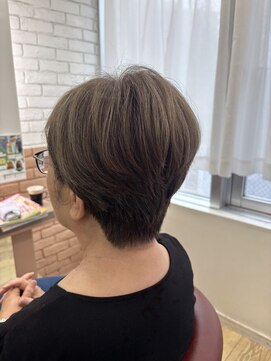 セレスト 大泉学園店(CELESTE) 大人の白髪ぼかしショート