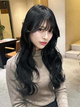 アリーズ(ALLYS) 動きの出る韓国レイヤーカット(冨田)