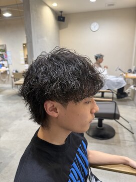 メンズクル(men's quru.) シャドウパーマ波巻きシャドウメンズパーマ春日井駅勝川駅