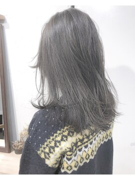 ヘアーアンドアトリエ マール(Hair&Atelier Marl) 【Marl】ハイライト入りのグレージュカラー♪