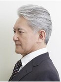 ダンディズムを薫らせるオールバック風スタイル【銀座】<理容室>
