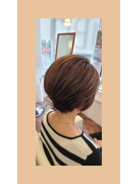 レリビー アウラ(LELiBE_'aula) ショートヘアー