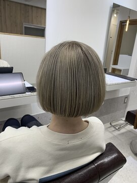 ルーラリーヘアーキタキュウシュウ(Luraliy hair kitakyushu) luraliyルーラリー北九州小倉北区城野ブリーチ2回ハイトーンボブ