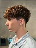 スペインカール外国人風パーマスパイラルマッシュパーマ刈り上げ