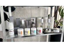 楚々の雰囲気（お客様に合わせて様々なスタイリング剤をご用意しております。）