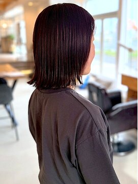 サクヘアー(39 hair) 【131.切りっぱなし×外ハネミディ】レイヤーも人気◎