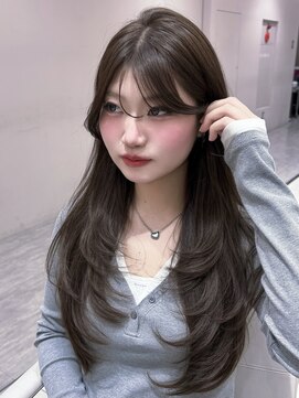 アフロート トウキョウ(AFLOAT TOKYO) セミロングレイヤーミディアム顔まわりシースルーバング小顔前髪
