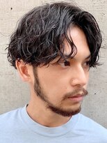 フィフス 大分(fifth)&nbsp;大分ツイストスパイラルパーマメンズカットセンターパートゆるめ