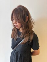ボーイミーツガール(boy meets girl) 簡単に決まる大人レイヤーカット×透明感ベージュ