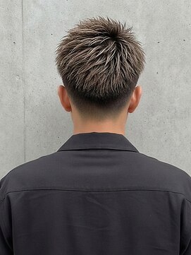 トニーアンドガイ メン 与野駅前店(TONI&GUY MEN) 爽やか金髪スパイキーアップバング刈り上げショート10代20代p1